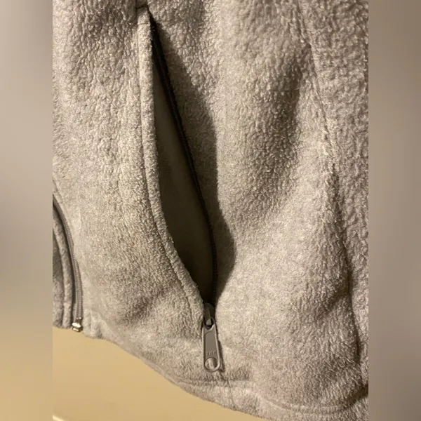 Columbia Gray Sawyer Rapids 2.0 Fleece Vest - Image 5