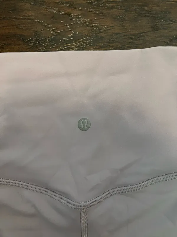 Lululemon Align Shorts 4" - Image 4