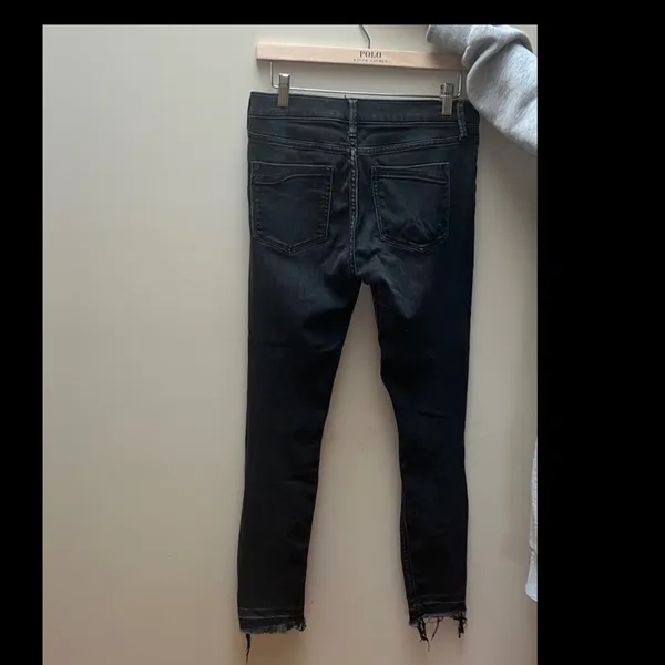 Black Distressed High Wasted Jeans - Image 4
