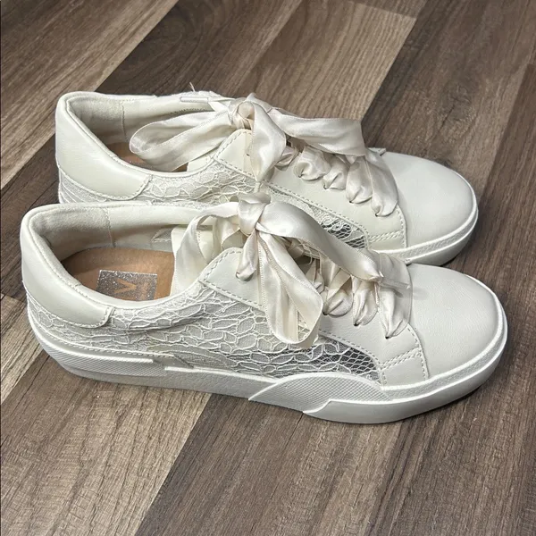 Dolce Vita Harrysun Lace Sneaker Size 6.5 White Wedding Shower NWOT - Image 8