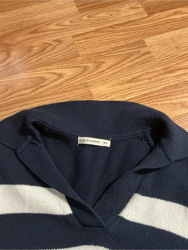 Moon & Madison Navy & White Striped Collared V‑Neck Knit Sleeveless Sweater - Image 6