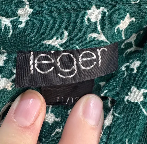 Green Vintage Floral Patterned Skirt Fits 4/6 EUC - Image 5