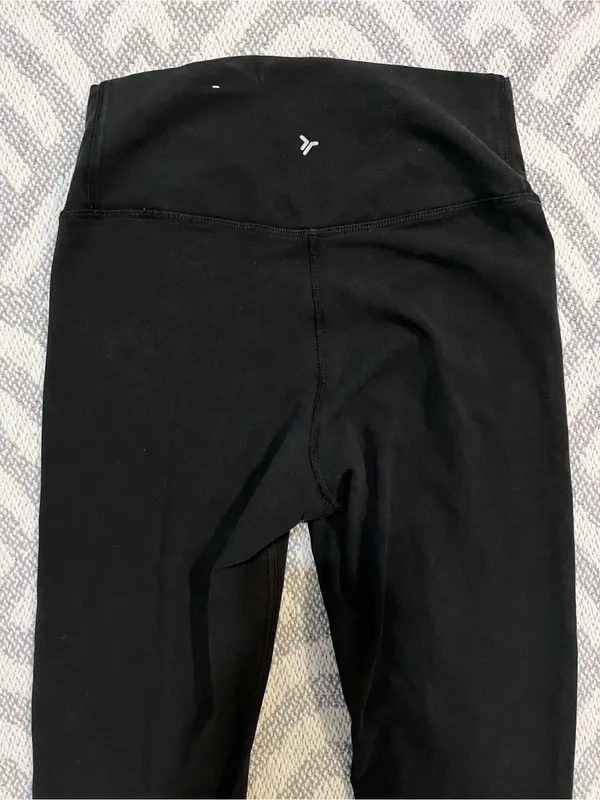 OLD NAVY Active Black Extra High-Rise Go-Dry Leggings XS - Image 5