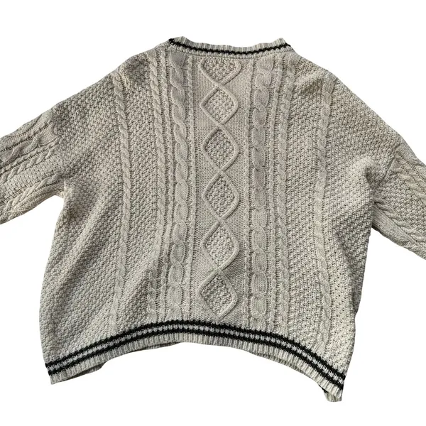 Taylor Swift Official Folklore Album The Cardigan Size XL/2XL - Image 7