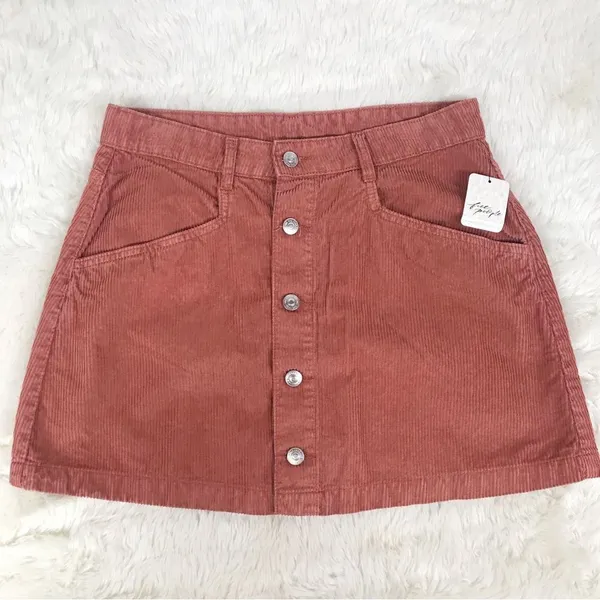 FREE PEOPLE‎ Ray Button Front Corduroy Mini Skirt Rust Pink Fall Size 10 New - Image 3