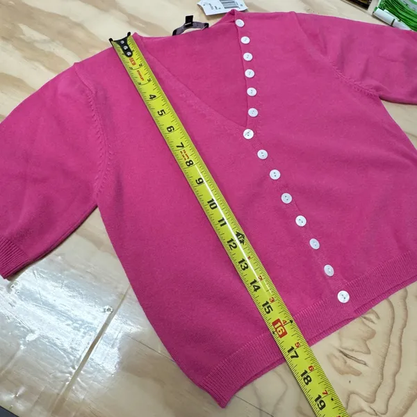 NWT FORE Pink Short Sleeve Asymmetrical Faux‎ Button Front Sweater T12708 Small - Image 11