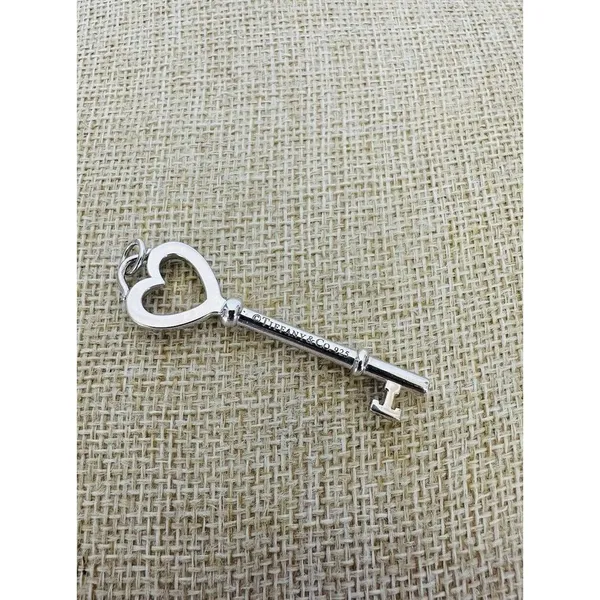Tiffany & Co Elegant Large Sterling Silver Open Heart Key Pendant Only W/Box‎ - Image 7