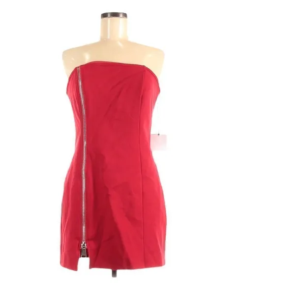by the way. Red Strapless Dres Size M - Image 7