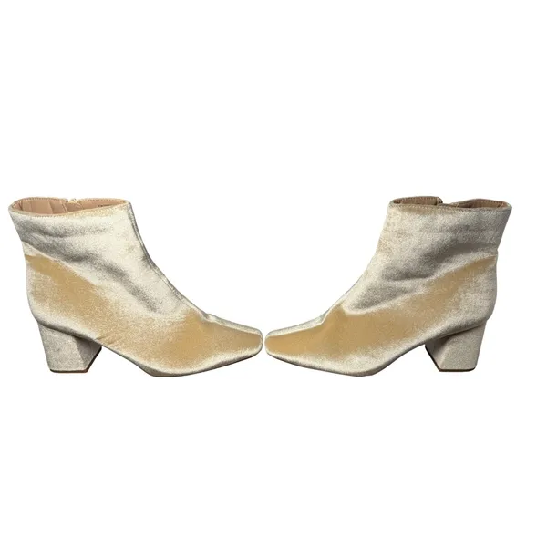Journee‎ Collection Hazara Velvet Square Toe Ankle Boots Tan Size 10 - Image 2