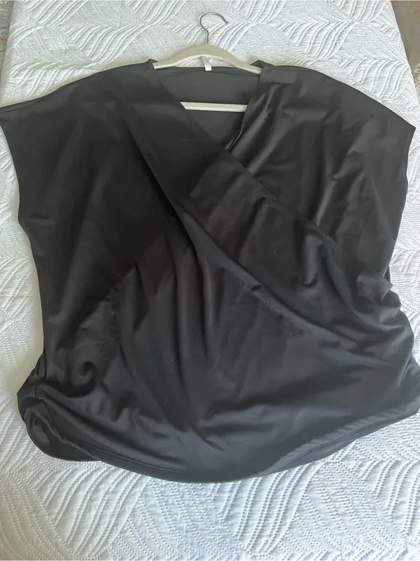 Halara Top Womens 1X Black Surplice Faux Wrap Ruched V- Neck - Image 3