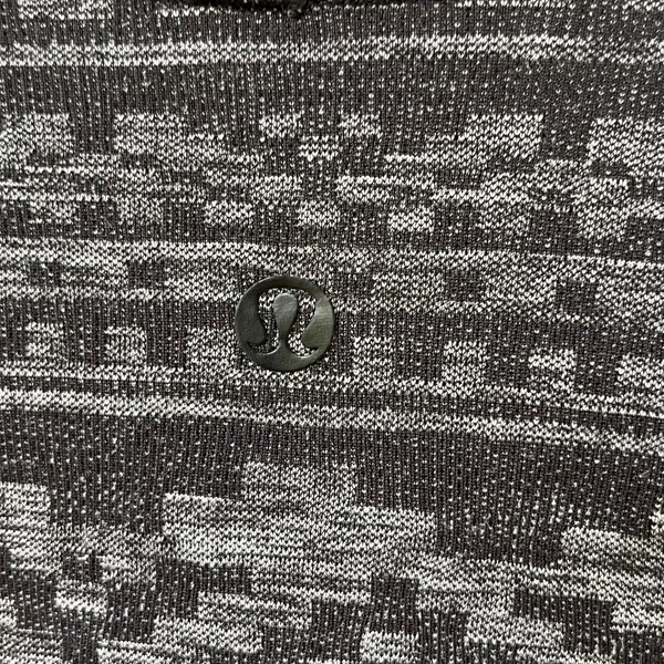 Lululemon Women's Rest Less Pullover Knit Top Heathered Black Size S - Image 4