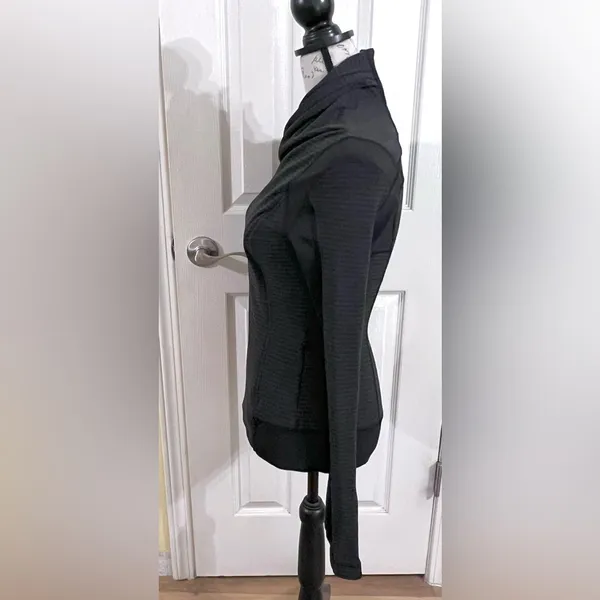Lululemon Bhakti Yoga Jacket - Image 10