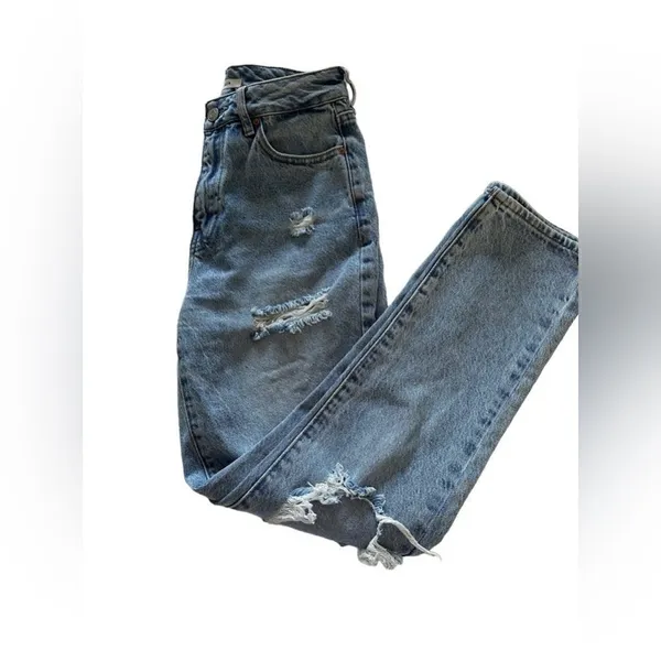 Women’s PacSun High Waisted Ripped Light Wash Denim Mom Jeans Size 25 - Image 2