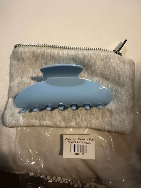 PARKE Claw clip with Pouch Carolina Blue NIP - Image 4