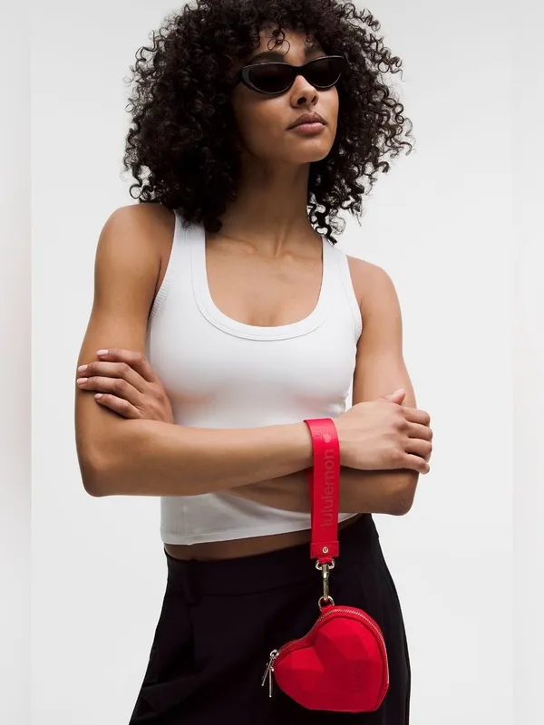 Lululemon NWT Heart Wristlet in Oxford Red with Gold Hardware - Image 2