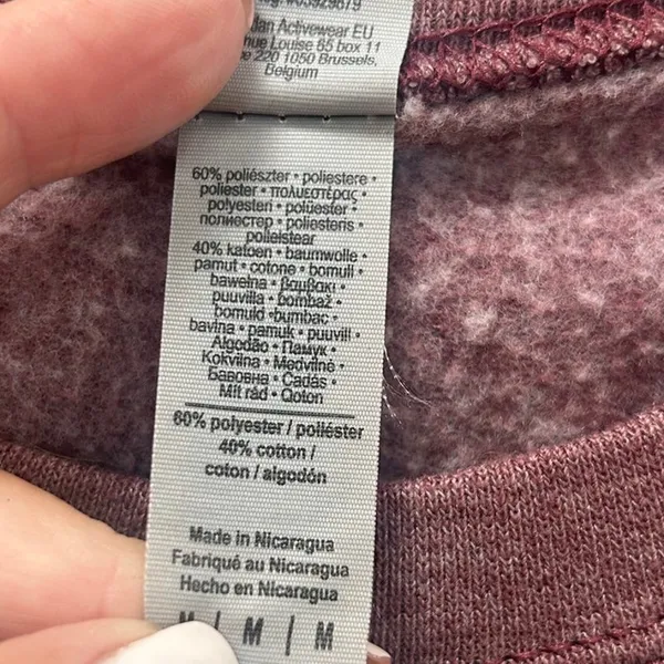 The Cove (UCSB store) burgundy sweatshirt size M - Image 4