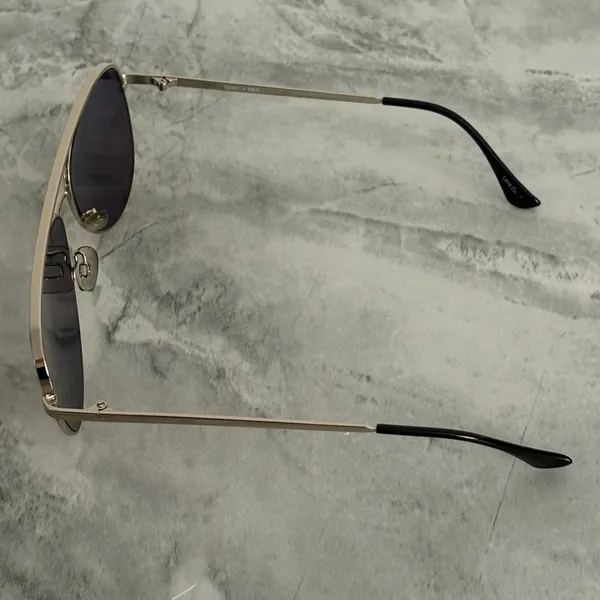 Quay Australia High Key Mini Sunglasses Gold - Image 4