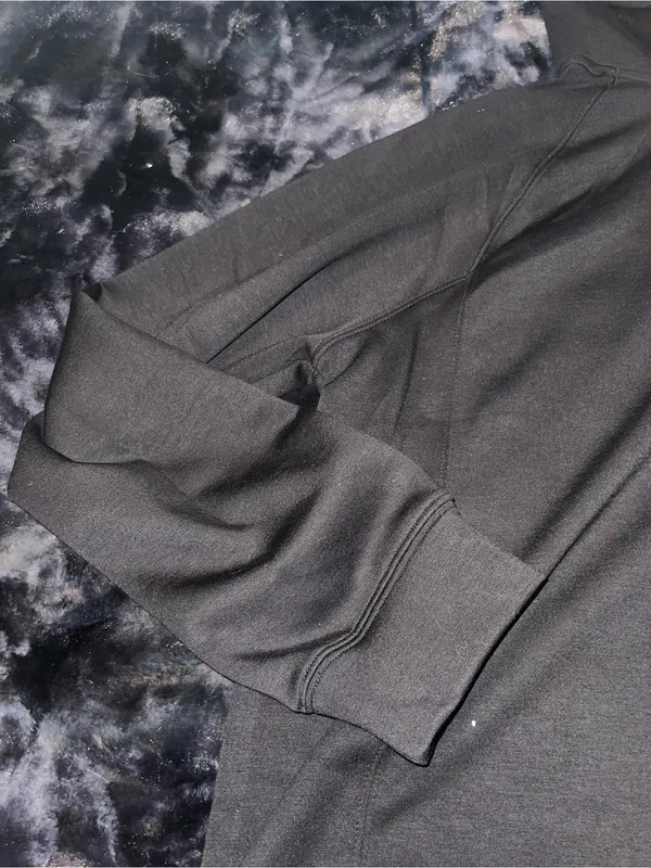 Xieerduo 1/4 zip sweatshirt - Image 4