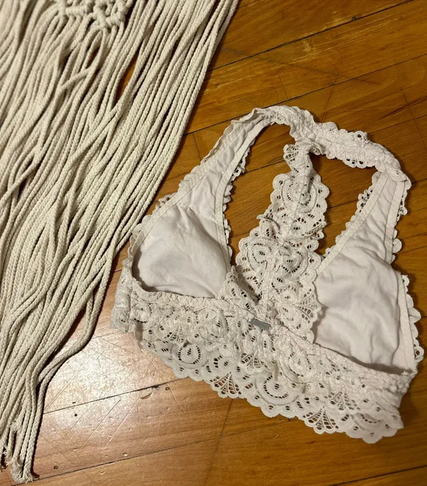 Gilly Hicks bralette tan - Image 3