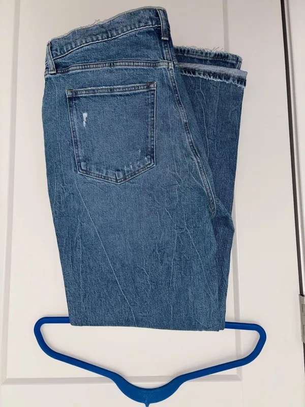 Abercrombie 90s Straight Ultra High-Rise Long Jeans - Image 4