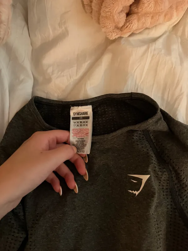 Gymshark Long Sleeve Crop Top - Image 2