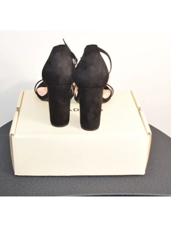 NIB J. Adams "Shirley" Black Suede Ankle Strap Heels Size 10 Sandal - Image 3