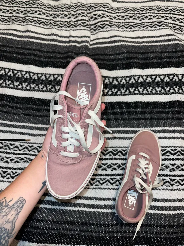 Women’s Vans Skate Shoes - Image 6