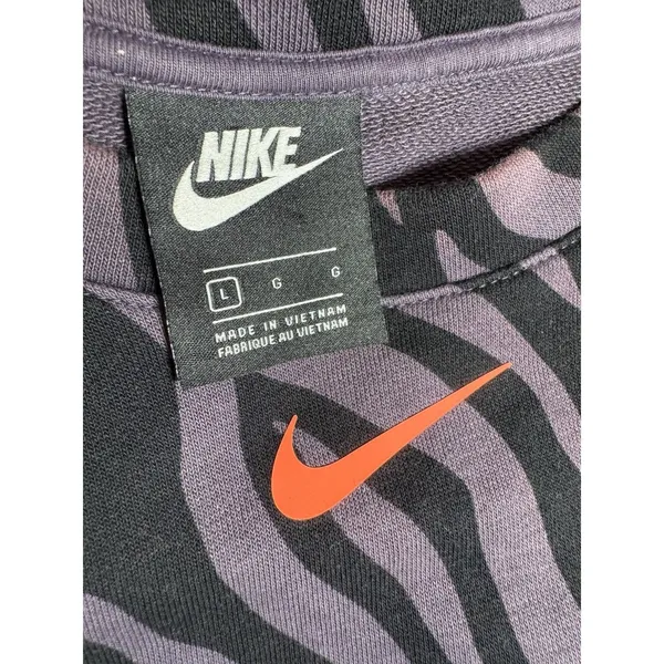 Nike Women's Sports Icon Clash Animal Print Crewneck Sweatshirt LARGE PURPLE-BLK - Image 9