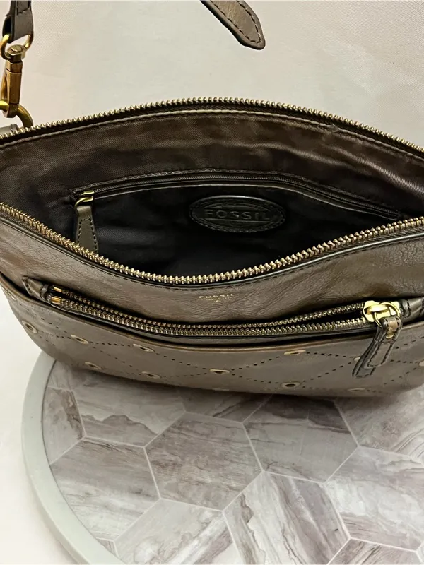 Fossil Issue No. 1954 Brown Leather Crossbody Bag Grommet Studded Purse - Image 9