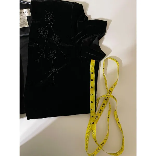 Vintage J. R. Nites by Caliendo Black Velvet Women's Top - Image 6