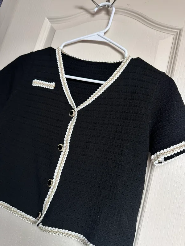 Tweed Top Black Size XS - Image 3