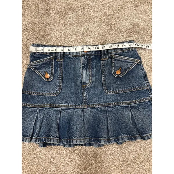Reclaimed Vintage Y2K Denim Pleated Mini Skirt Womens US 6 Blue Low Rise - Image 5