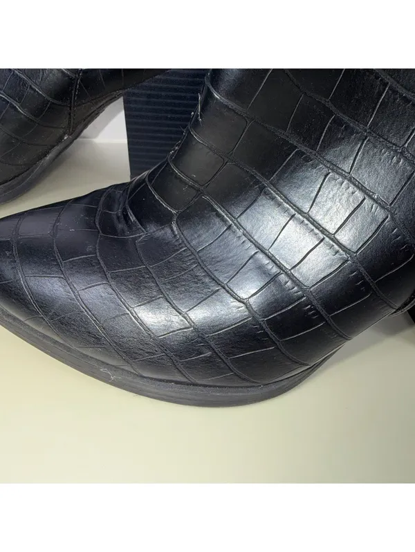 Indigo Rd Black Croc Embossed Chelsea Ankle Boots Size 8 Block Heel - Image 3