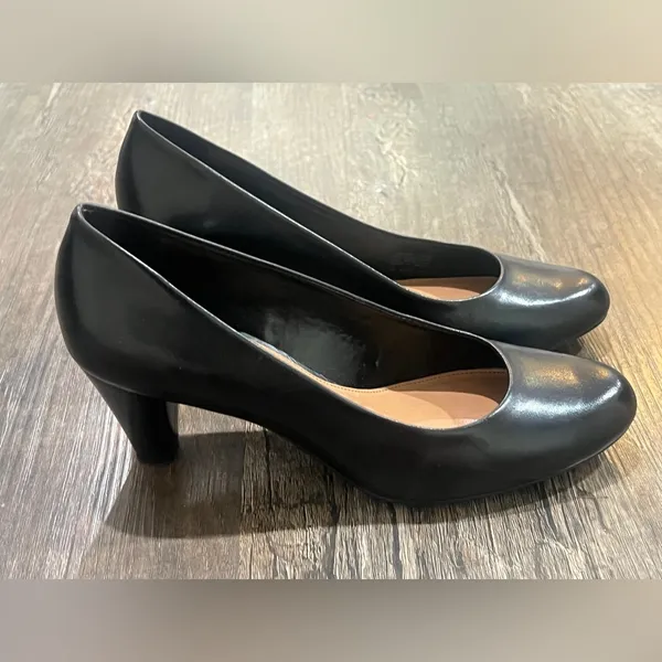 FINAL PRICE Antonio Melani Black Heels - Image 4