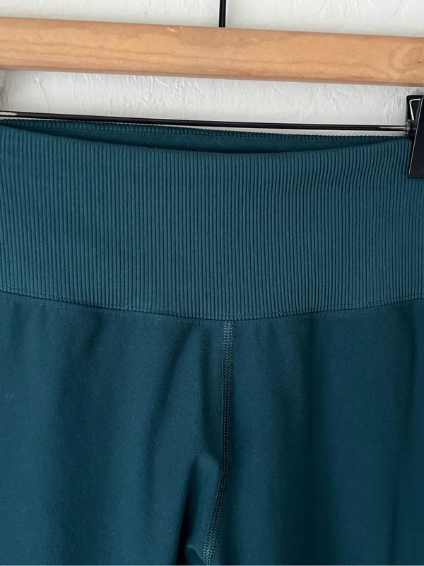 Lululemon Alo yoga High-Waist Alosoft Lounge Leggings midnight green large ribbed waist - Image 12