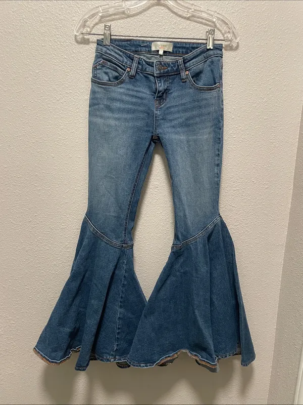 Shyanne Light Blue Flare Panel Jeans - Image 3