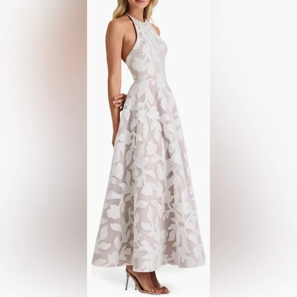 NWT HELSI Alexandria Halter Fit & Flare White midi maxi Dress sz M - Image 3