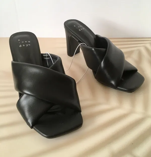 Black Leather Heels, Size 5 1/2 - Image 2