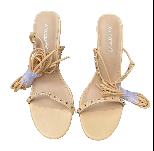 ✨ NEW ShoeDazzle Size 8.5 Nicoletta Nude Beige Studded Strappy Sandals Stilettos Heels $50.00 ✨ - Image 5