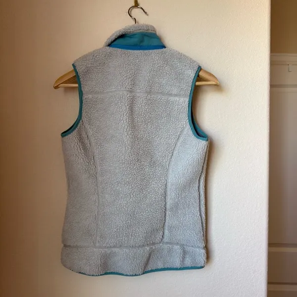 Patagonia Women's Classic Retro-X Vest Size XXS - Image 2