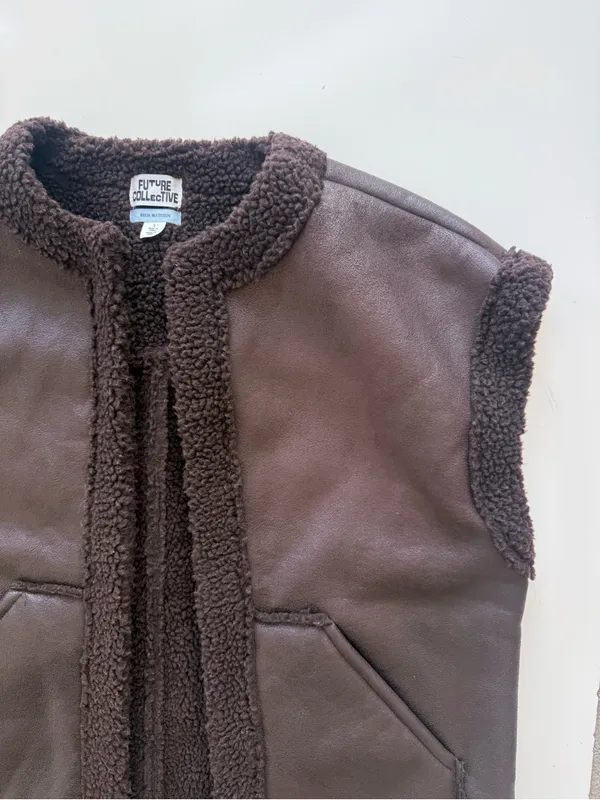 Future Collective Reese Blutstein Faux Shearling Vest Dark Brown Size Small - Image 4