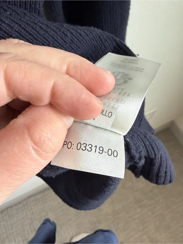 Outerknown Women's Geelong Wool Oversized Collared Sweater Navy Size Medium - Image 9