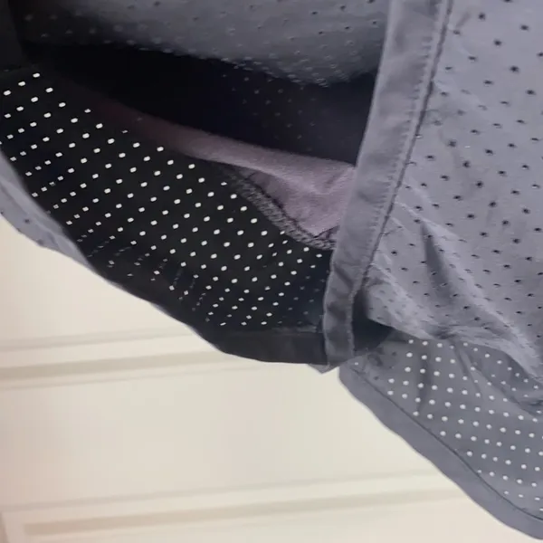 Old Navy Active Wear Shorts - Image 3