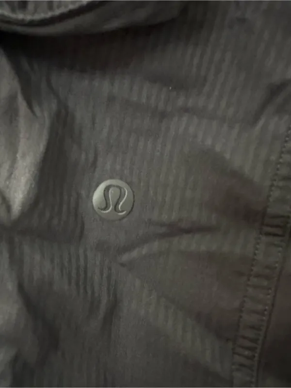 500. lululemon athletica Dance Studio Mid-Rise sz 6 - Image 4