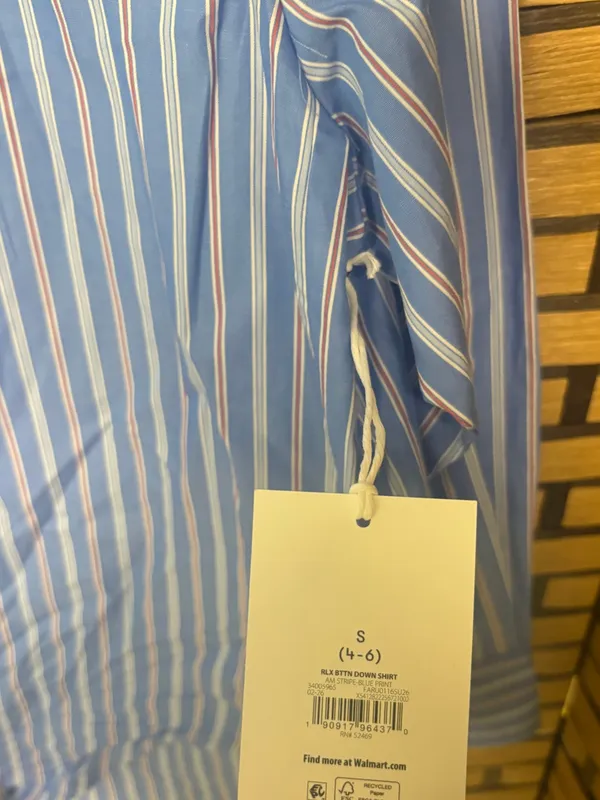 Free assembly blue stripe button down shirt size small - Image 5