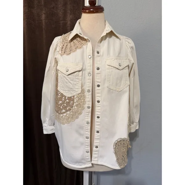 Pilcro Anthropologie XS Shirt Crochet Lace Patchwork‎ Denim Cream Puff Sleeve - Image 2