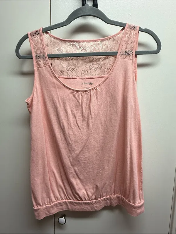 St. John’s bay lace tank - Image 3