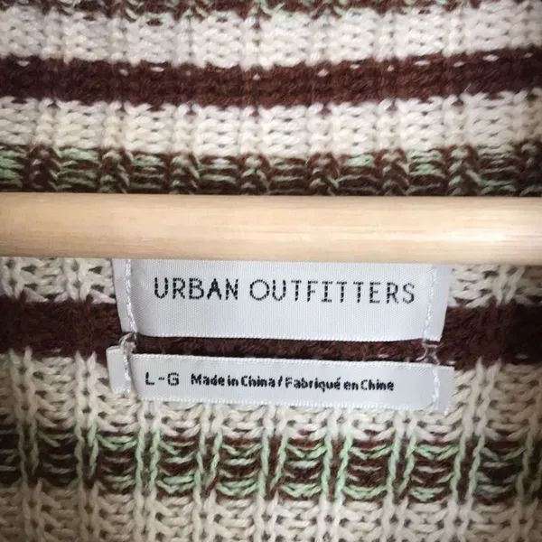 Urban Outfitters Women's Mackenna Stripe Mock Neck Cropped Pullover Sweater L - Image 4