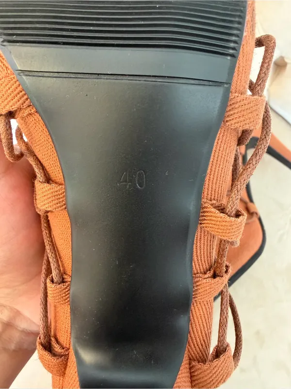 Women’s Rust‎ Lace - Image 2