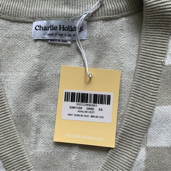 Charlie Holiday Avalon Checkered Sweater Vest Cream NWT Size XS - Image 5